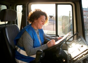 Tendências Emergentes na Logística Global em 2024